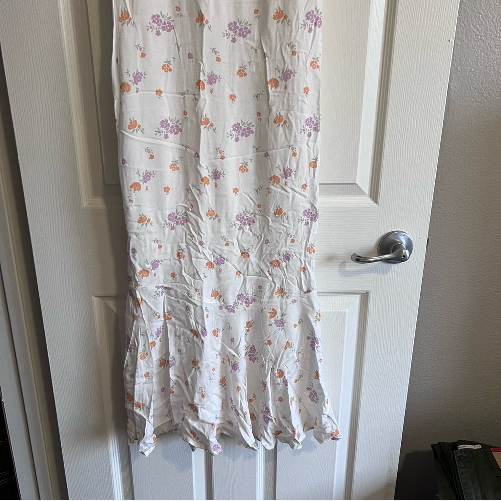 Princess Polly Floral White Maxi Dress - Picture 2 of 6